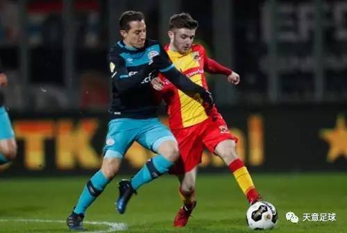 二前锋在半 二前锋在半